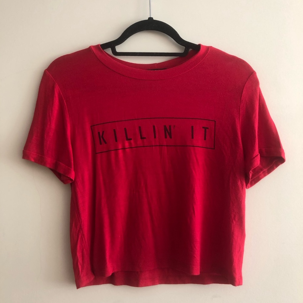 Cropped graphic tee